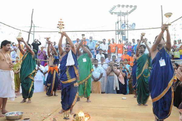 Crowd at Krishna Pushkaralu