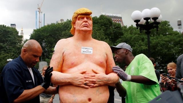 Donald Trump Naked Statue Photos