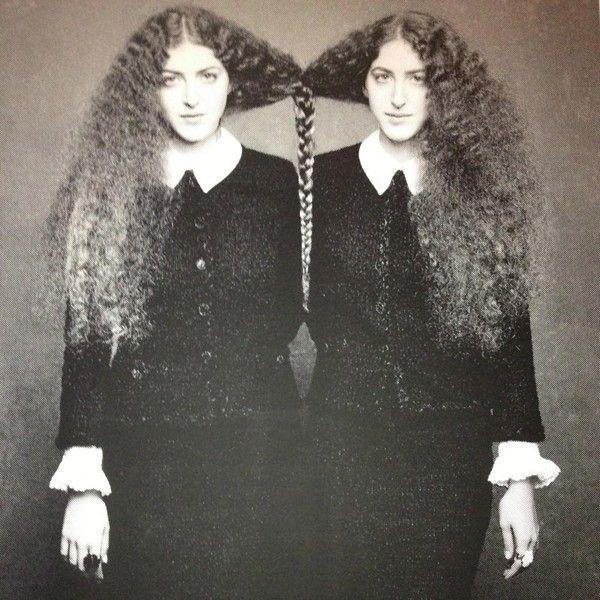 Funny Vintage Photos That Can't be Explained about Women