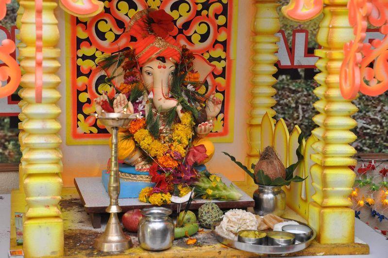 Ganesh Chaturthi Pooja Decoration Photos