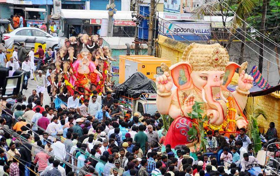Ganesh Nimajjanam 2016 In Hyderabad Photos