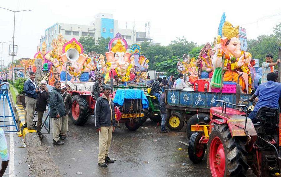 Ganesh Nimajjanam 2016 In Hyderabad Photos