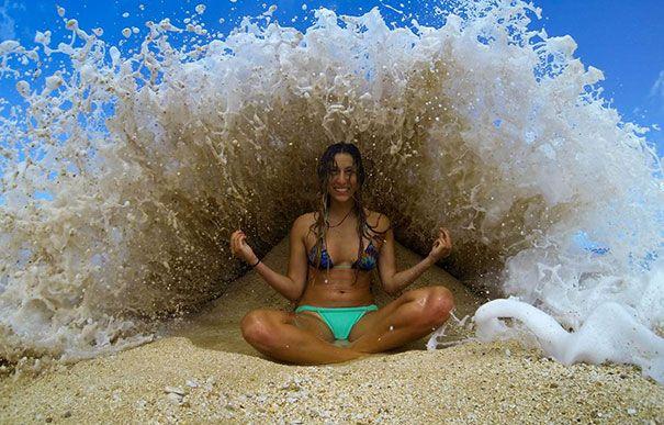 Hilarious Photos Taken At The Perfect Moment Is Painfully Funny