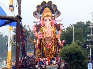 Khairatabad Ganesh Nimajjanam 2016 PHOTOS