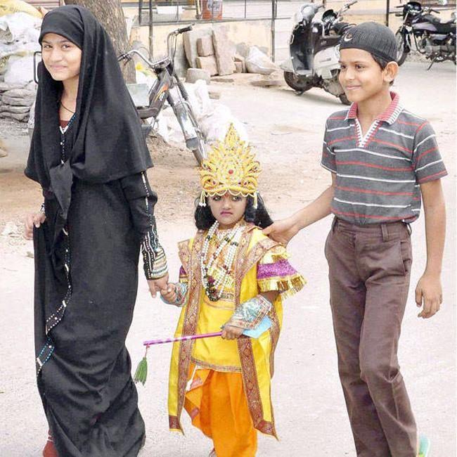 Muslims celebrates the birth of Krishna Photos