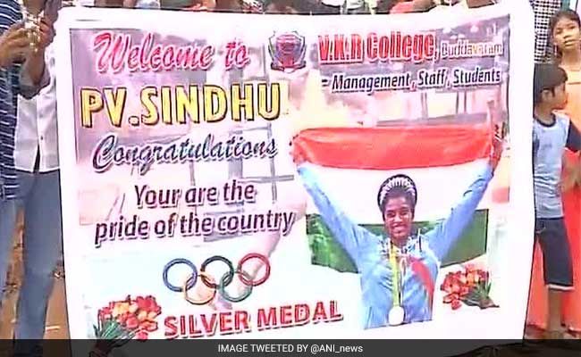 PV Sindhu gets a Rousing Welcome in Vijayawada