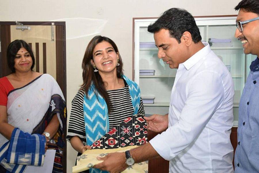 Photos: Samantha as brand ambassador for Telangana Handlooms