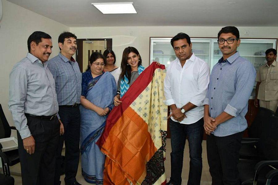 Photos: Samantha as brand ambassador for Telangana Handlooms
