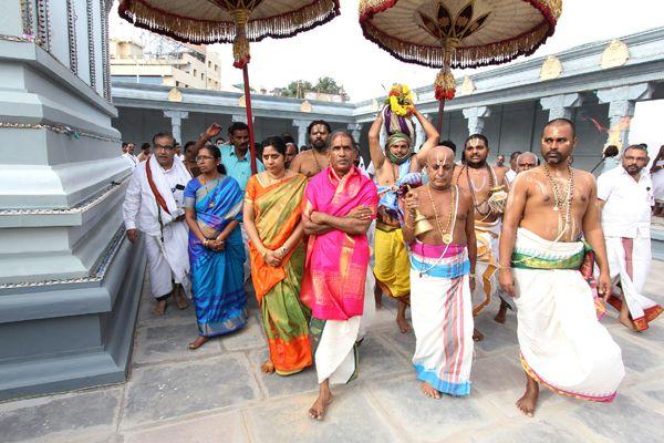 Srivari model temple in Vijayawada in Pushkarni