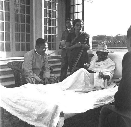 UNSEEN Vintage Photos that capture the past of India