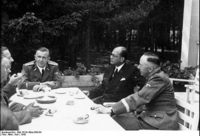 UNSEEN Vintage Photos that capture the past of India