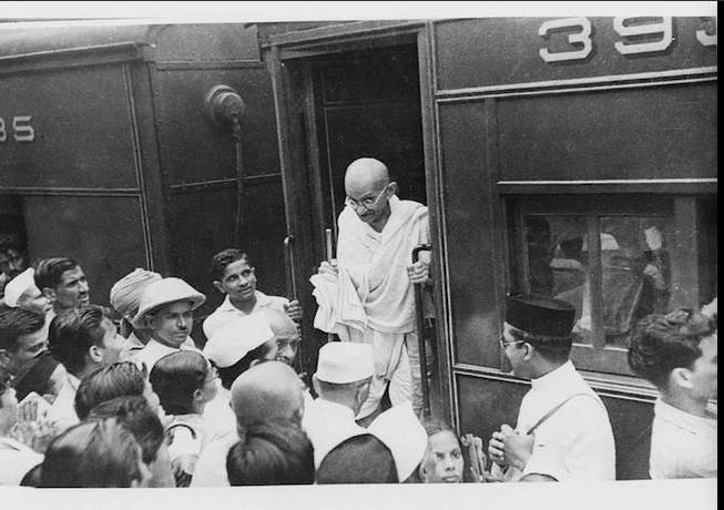 UNSEEN Vintage Photos that capture the past of India