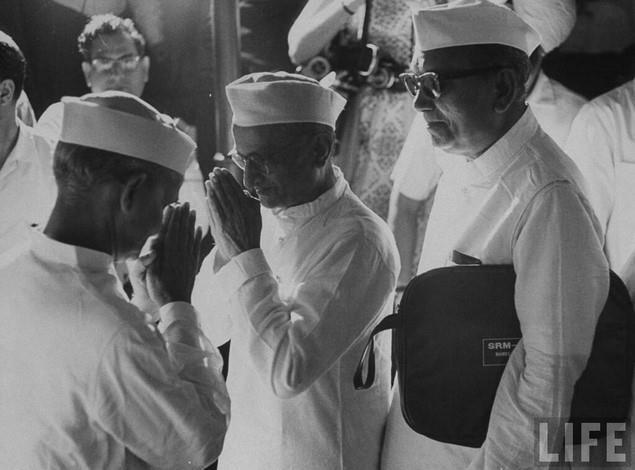 UNSEEN Vintage Photos that capture the past of India