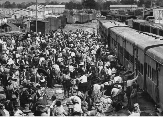 UNSEEN Vintage Photos that capture the past of India