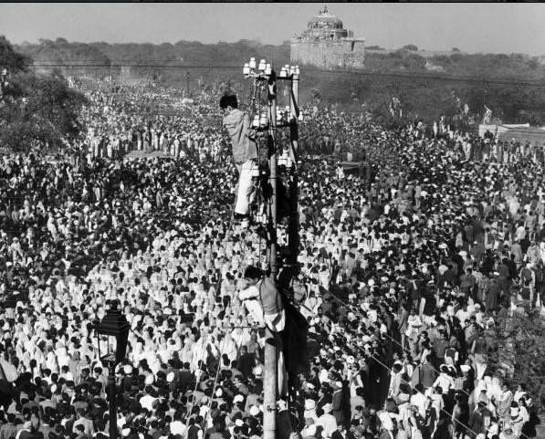 UNSEEN Vintage Photos that capture the past of India