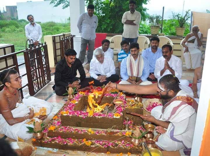 Y S Jagan At Krishna Pushkaram Photos