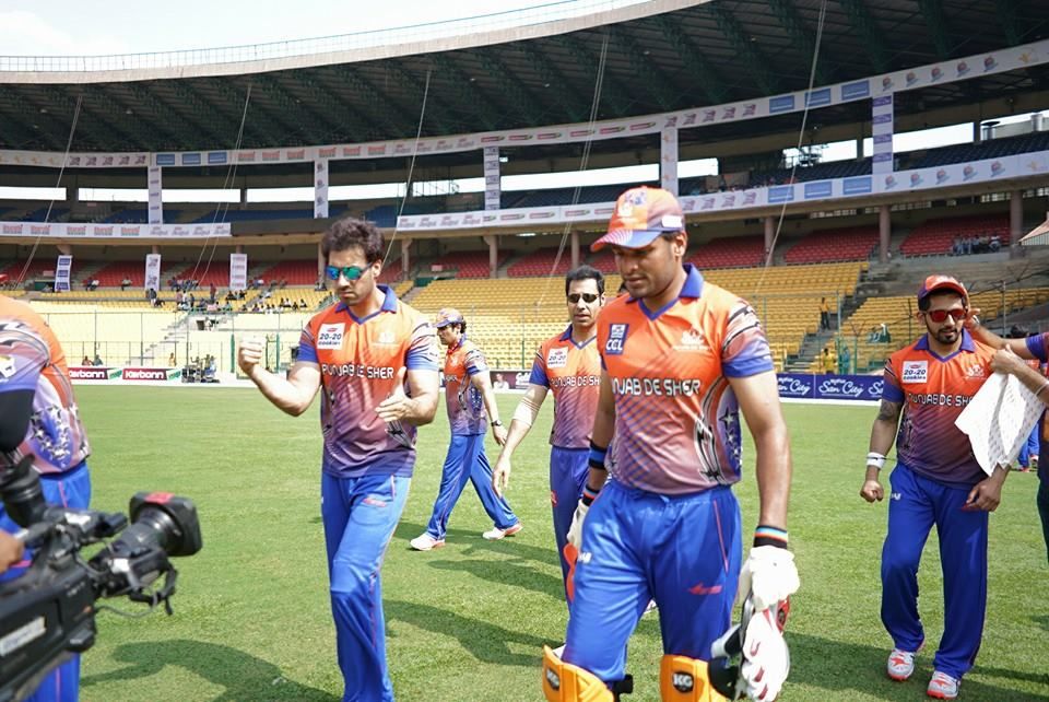 CCL 6 Mumbai Heroes Vs Punjab De Sher T20 Match Photos