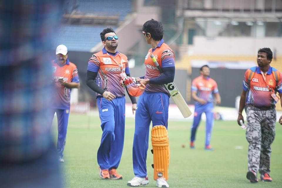 CCL 6 Mumbai Heroes Vs Punjab De Sher T20 Match Photos