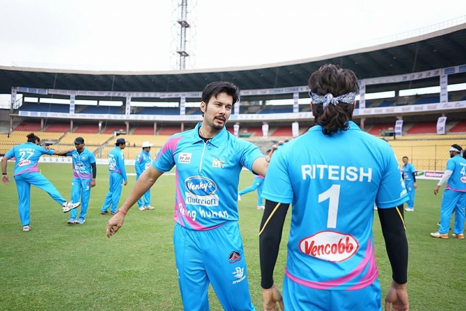 CCL 6 Mumbai Heroes Vs Punjab De Sher T20 Match Photos