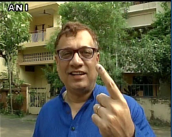 Celebrity And polticians Voting Tamil Nadu, Puducherry and Kerala Assembly election 2016