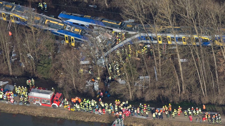 Germany Train Crash Photos