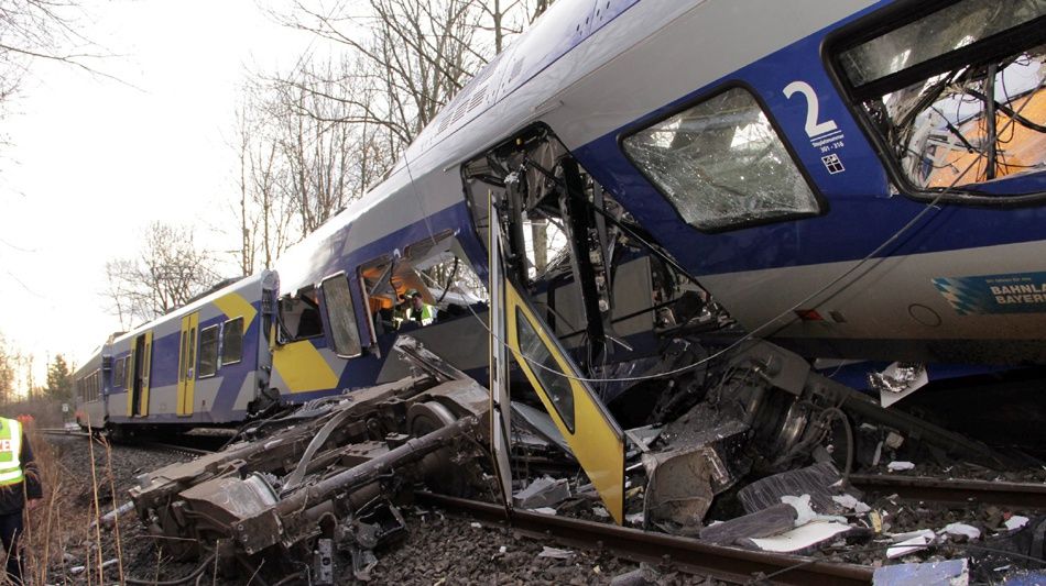 Germany Train Crash Photos