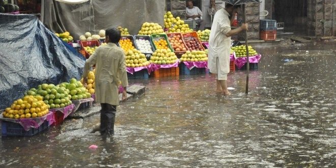 Heavy rains lash Telangana Photos