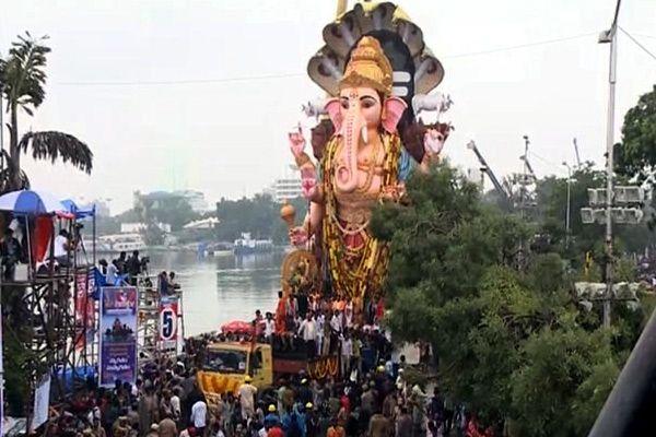 Khairatabad Ganesh Nimajjanam Photos