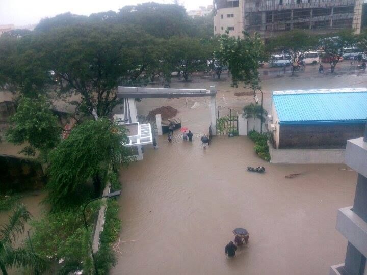 Latest chennai airport floods photos