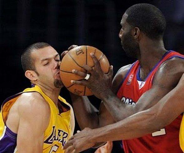 PHOTOS: Embarrassing moments captured at the right moment!