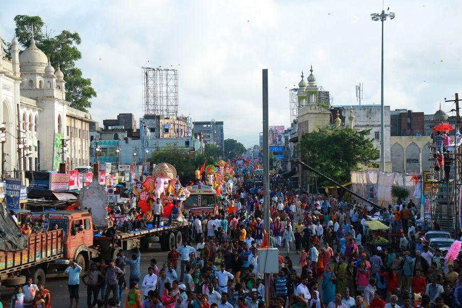 PHOTOS: Ganesh Nimajjanam in Hyderabad