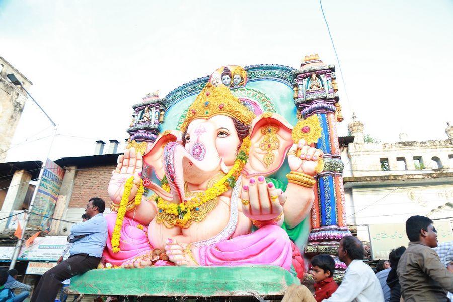 PHOTOS: Ganesh Nimajjanam in Hyderabad