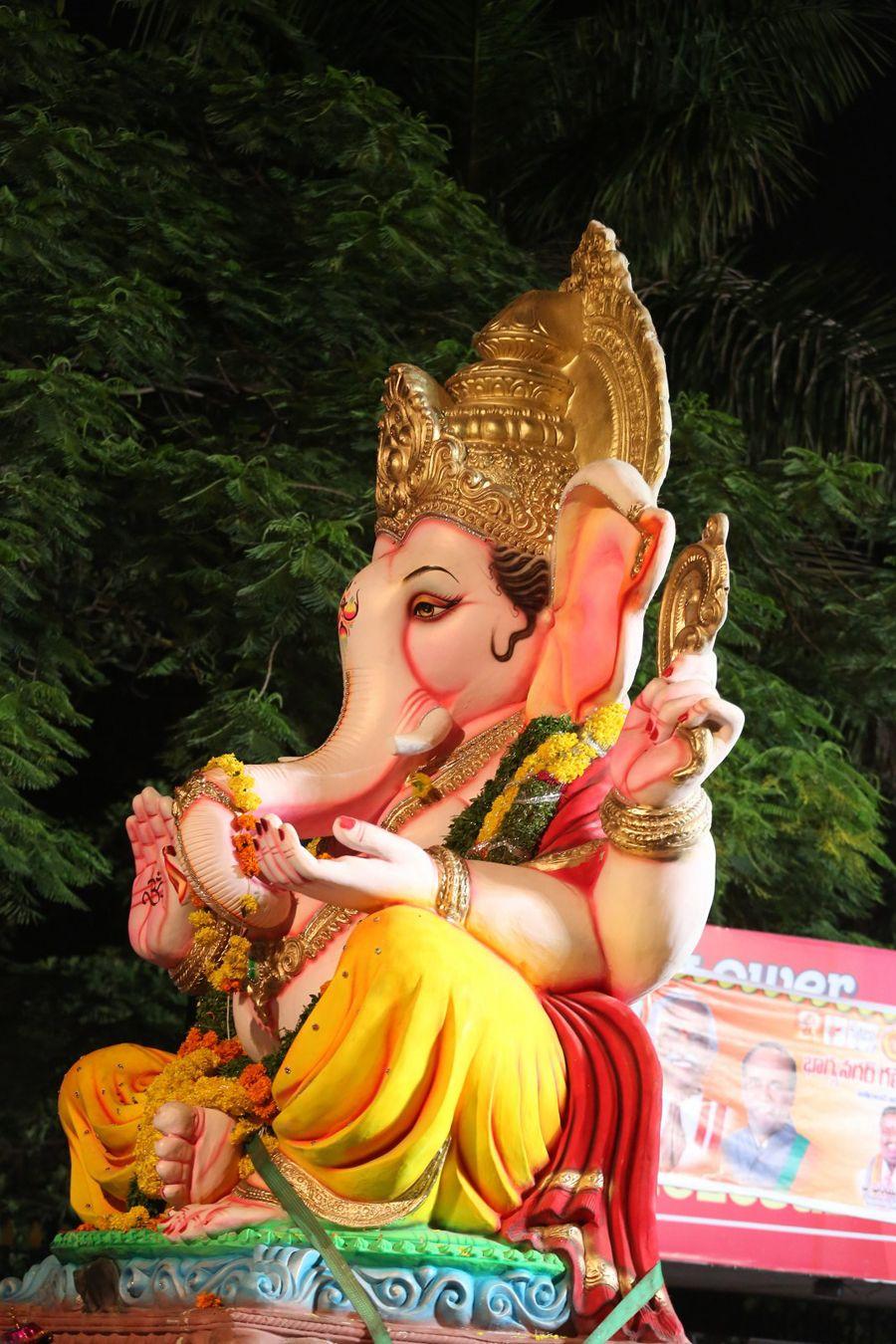 PHOTOS: Ganesh Nimajjanam in Hyderabad