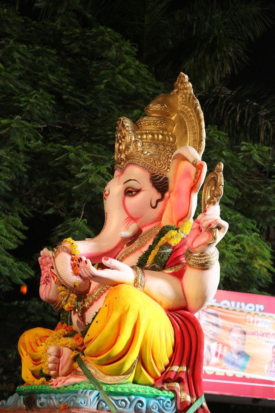 PHOTOS: Ganesh Nimajjanam in Hyderabad