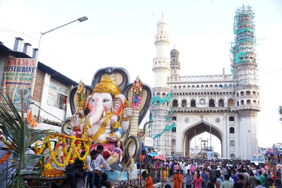 PHOTOS: Ganesh Nimajjanam in Hyderabad