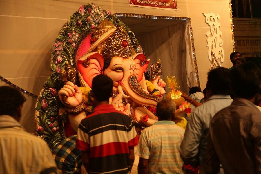 PHOTOS: Ganesh Nimajjanam in Hyderabad