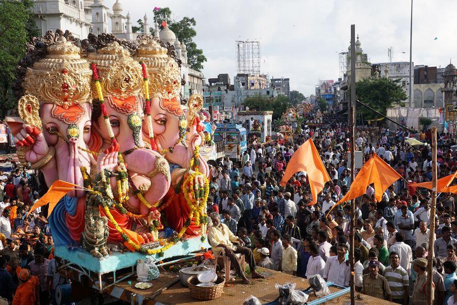 PHOTOS: Ganesh Nimajjanam in Hyderabad