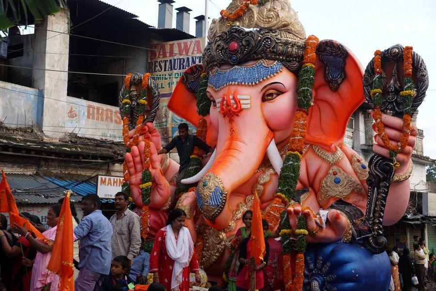 PHOTOS: Ganesh Nimajjanam in Hyderabad