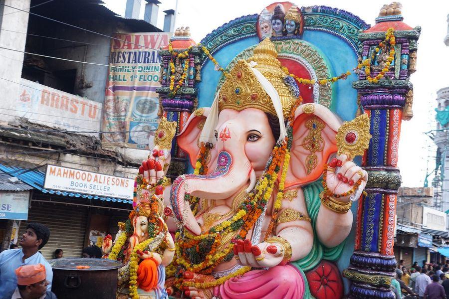 PHOTOS: Ganesh Nimajjanam in Hyderabad