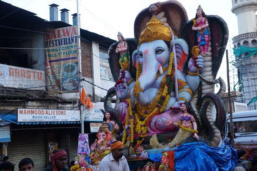 PHOTOS: Ganesh Nimajjanam in Hyderabad