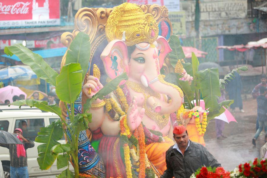 PHOTOS: Ganesh Nimajjanam in Hyderabad