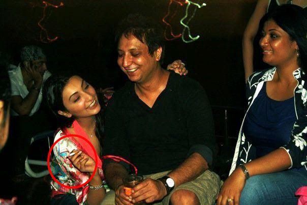 PHOTOS: Indian Girls Smoking & Drinking Alcohol