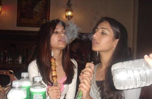 PHOTOS: Indian Girls Smoking & Drinking Alcohol