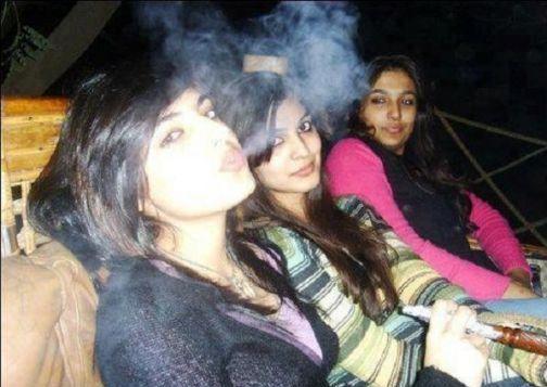 PHOTOS: Indian Girls Smoking & Drinking Alcohol