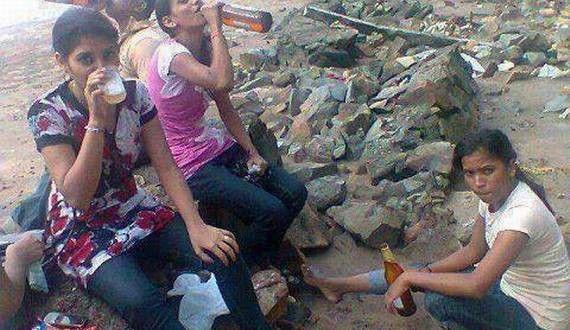 PHOTOS: Indian Girls Smoking & Drinking Alcohol