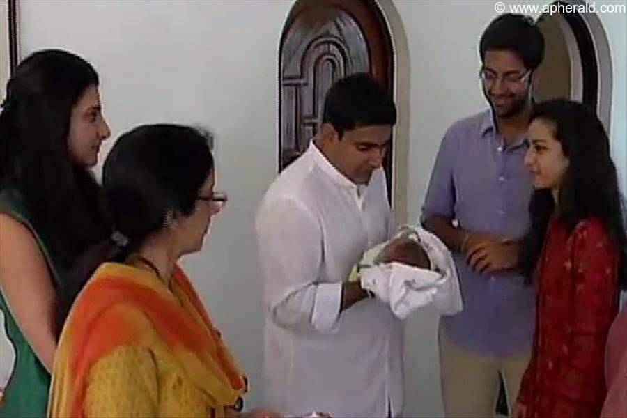 RARE & UNSEEN Private Pics of Nara Lokesh