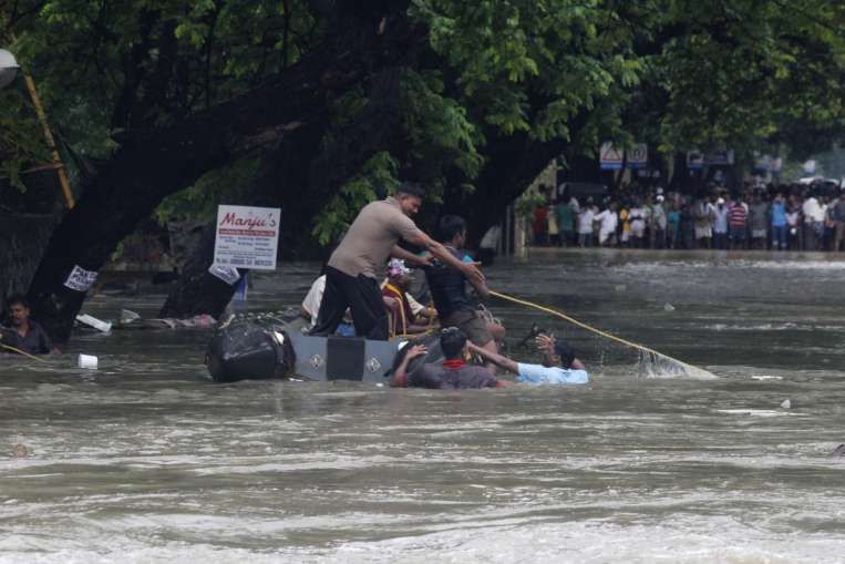 Rare Photos of Chennai Floods  Army  help