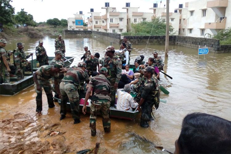 Rare Photos of Chennai Floods  Army  help