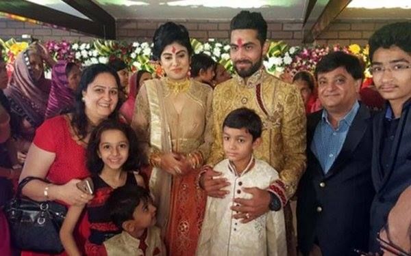 Ravindra Jadeja & Reeva Solanki Engagement Photos