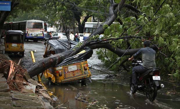 Hyderabad Unseened images of Heay rains Effected photos